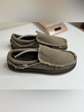 Sanuk Men's Chiba slip-on shoes Loafers Boat Shoes Size 10 Lightweight Brown